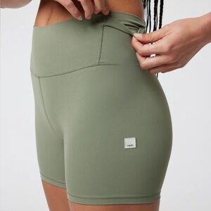 Vuori Allthefeels Shirts Pistachio Green Size Medium